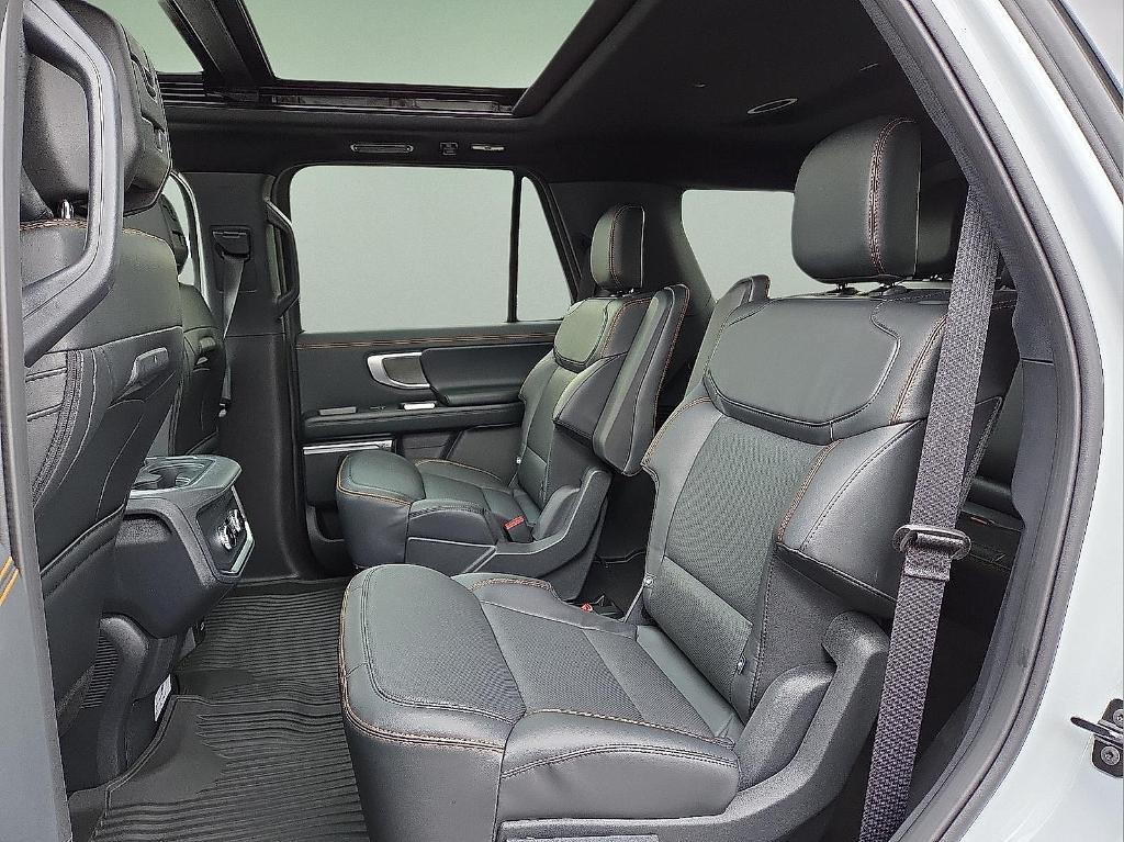 new 2026 Ford Expedition car, priced at $85,389