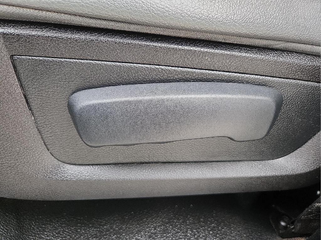 used 2015 Ram 1500 car, priced at $15,995