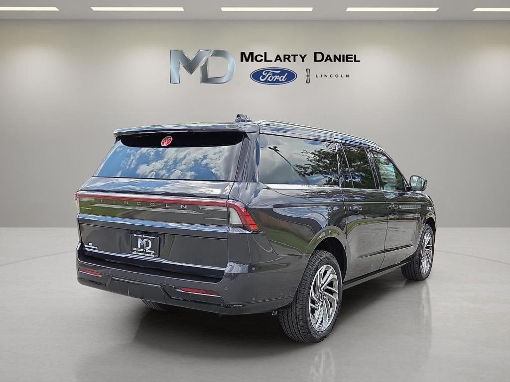 new 2025 Lincoln Navigator L car, priced at $90,675