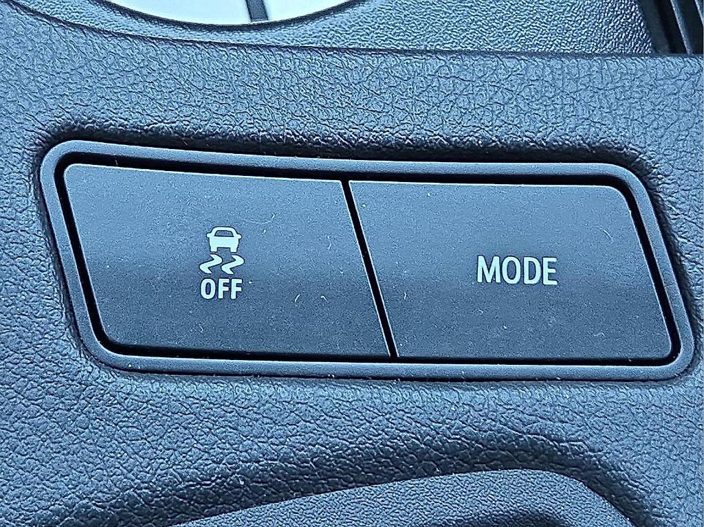 used 2024 Cadillac XT6 car, priced at $38,995