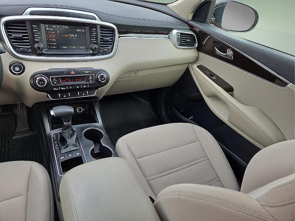 used 2020 Kia Sorento car, priced at $11,777