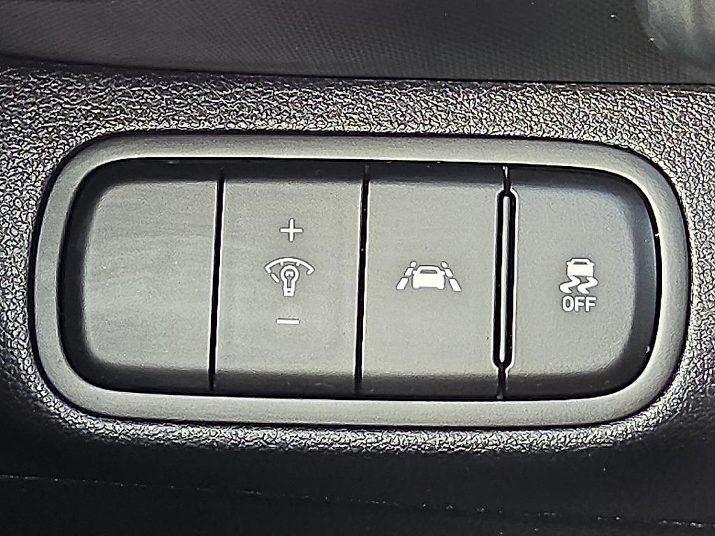 used 2022 Hyundai Venue car, priced at $16,495