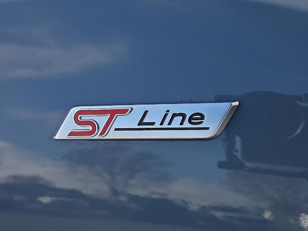 new 2026 Ford Escape car, priced at $33,315