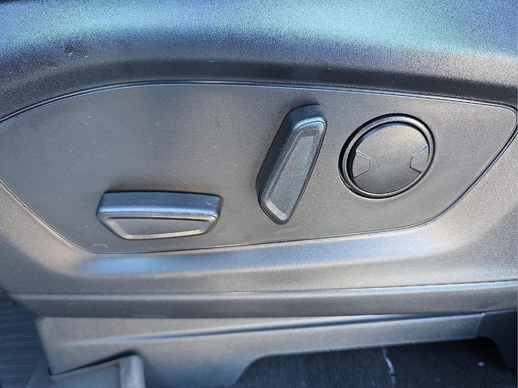 new 2026 Ford Explorer car, priced at $39,718