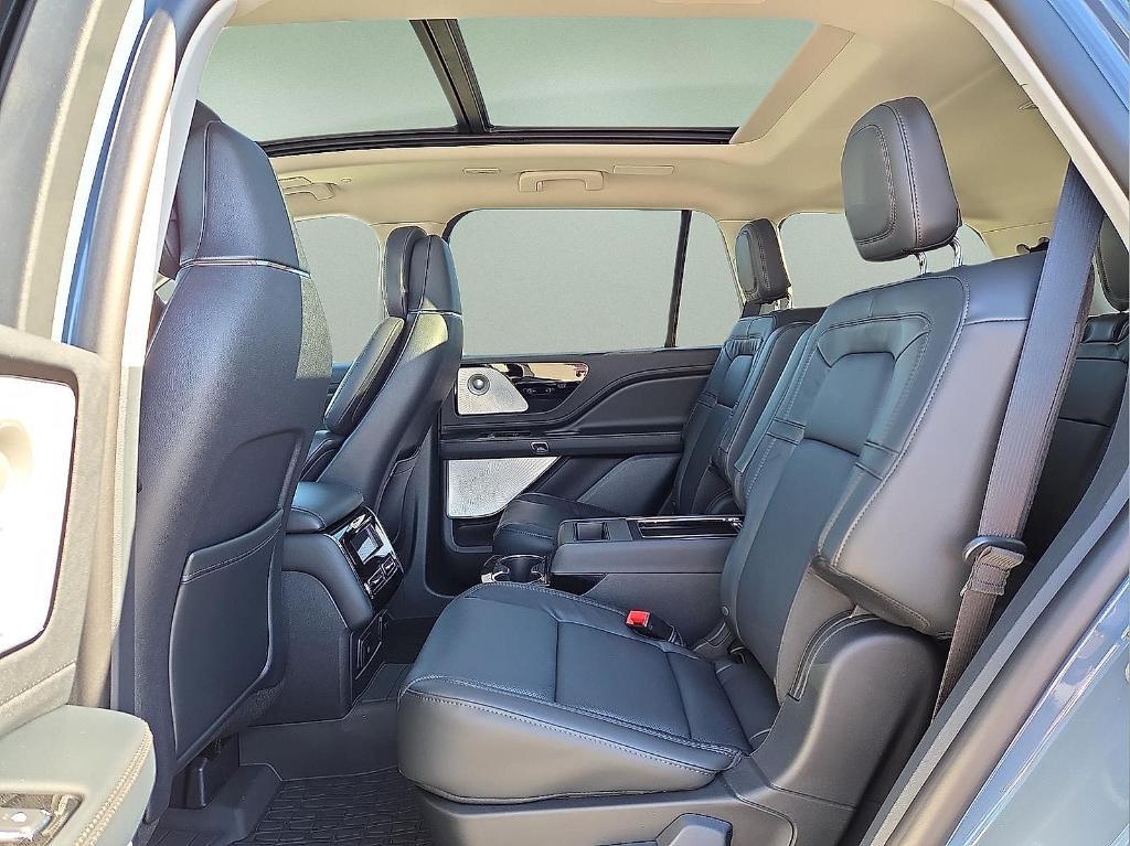 new 2026 Lincoln Aviator car, priced at $71,867
