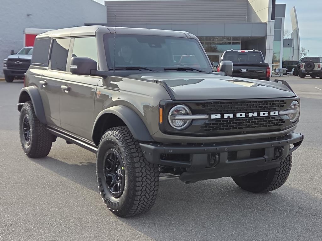 new 2025 Ford Bronco car, priced at $60,775
