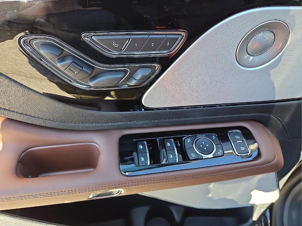 new 2026 Lincoln Aviator car, priced at $72,854
