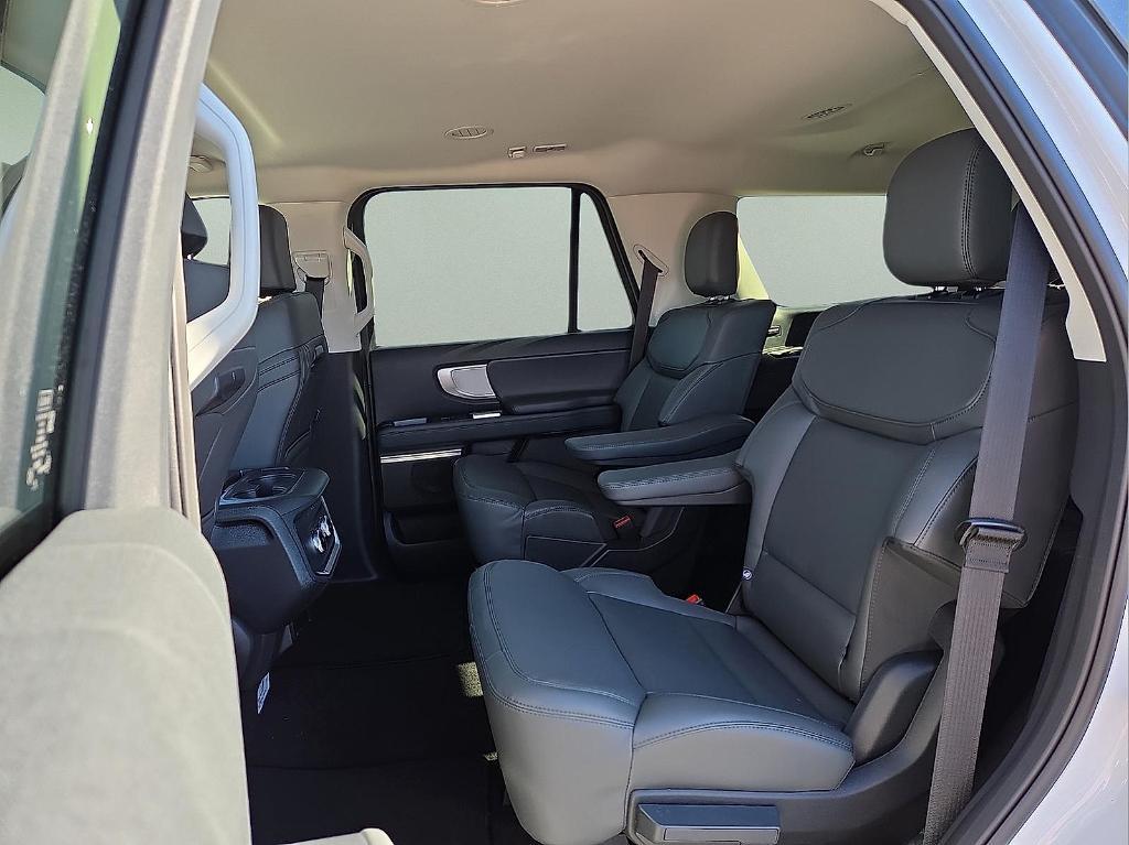 new 2026 Ford Expedition car, priced at $66,039