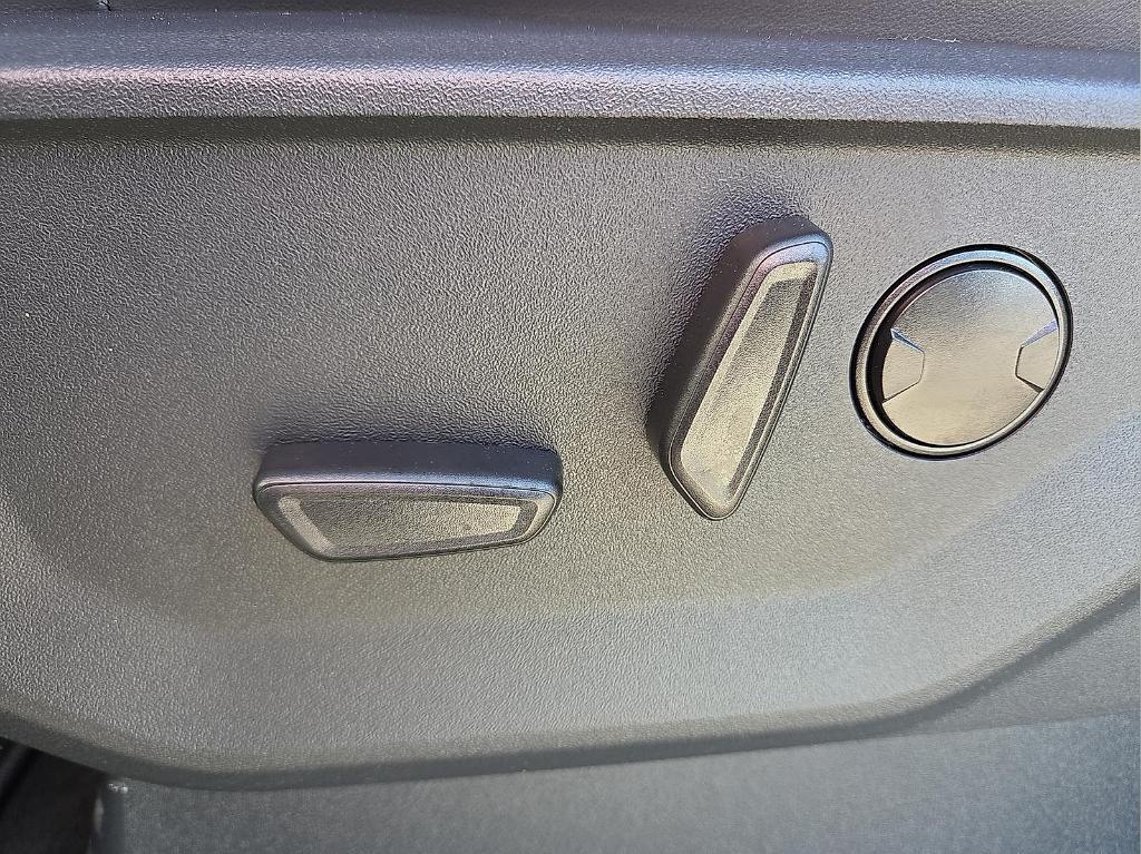 new 2026 Ford Expedition car, priced at $66,039