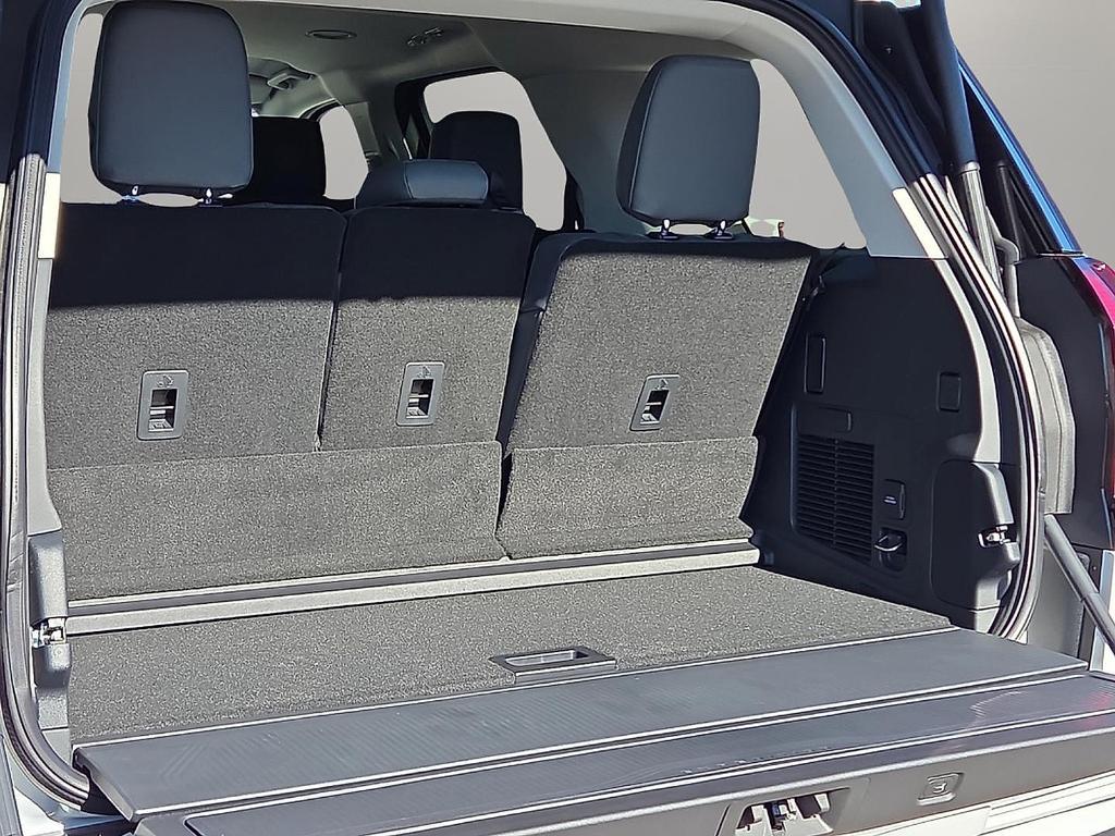 new 2026 Ford Expedition car, priced at $66,039