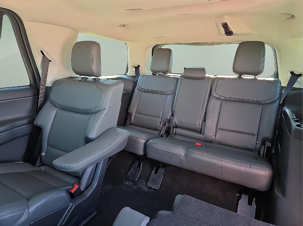 new 2026 Ford Expedition car, priced at $66,039