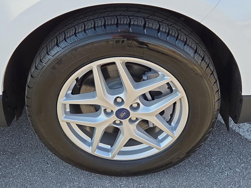 used 2022 Ford Edge car, priced at $25,995