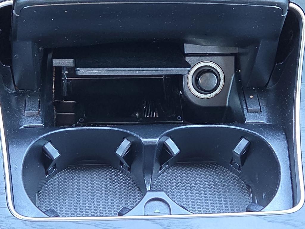 used 2019 Mercedes-Benz GLC 300 car, priced at $15,559