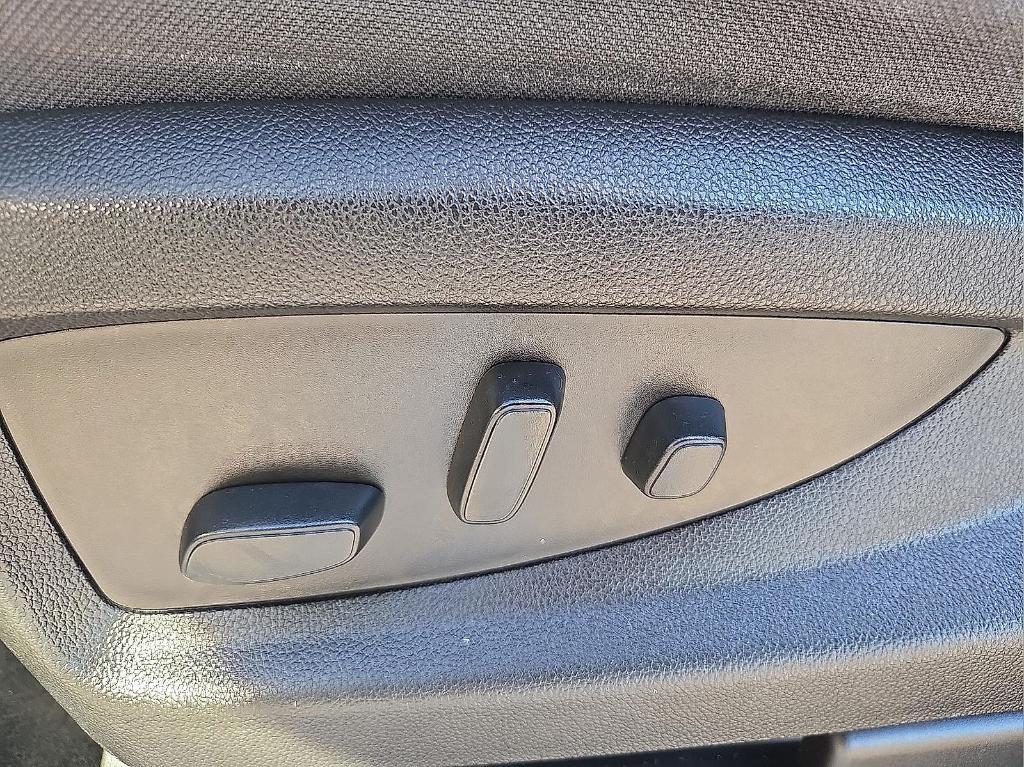 used 2018 Chevrolet Silverado 1500 car, priced at $24,300