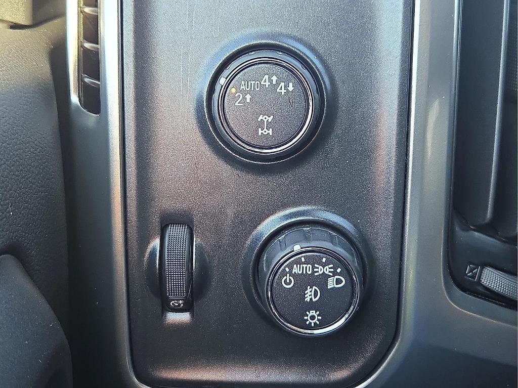 used 2018 Chevrolet Silverado 1500 car, priced at $24,300