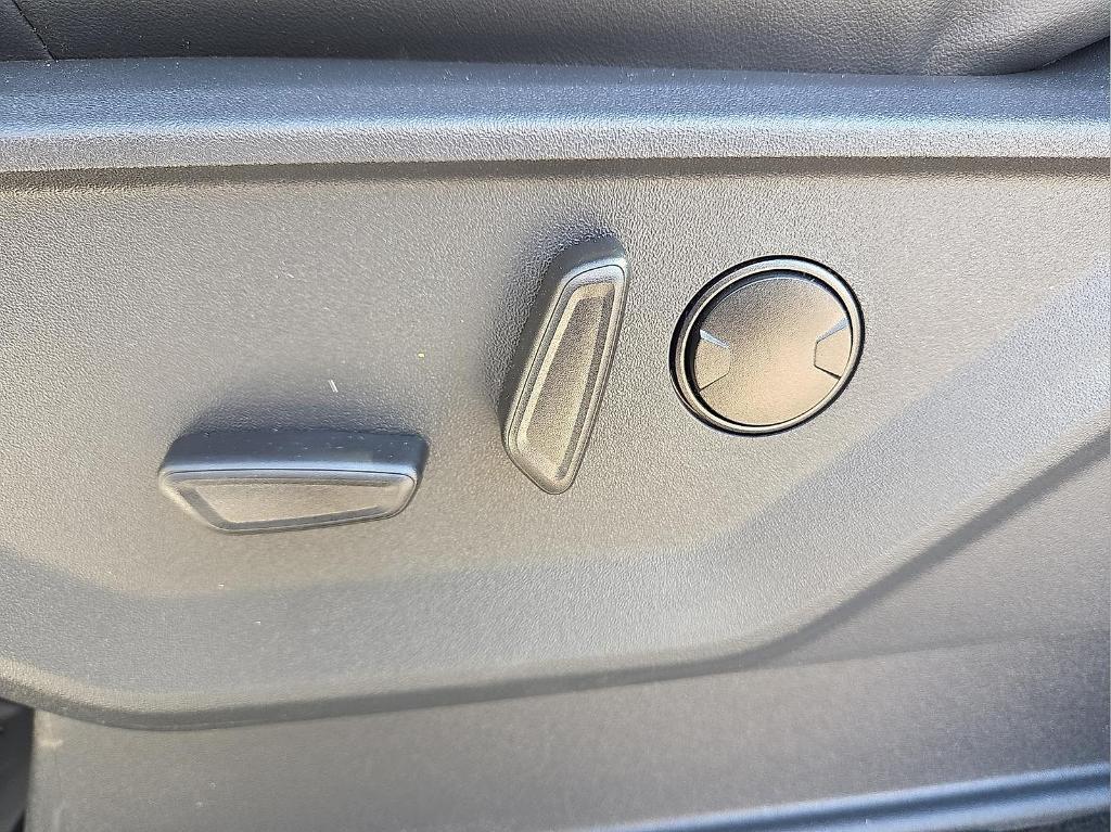 new 2026 Ford Expedition car, priced at $85,869