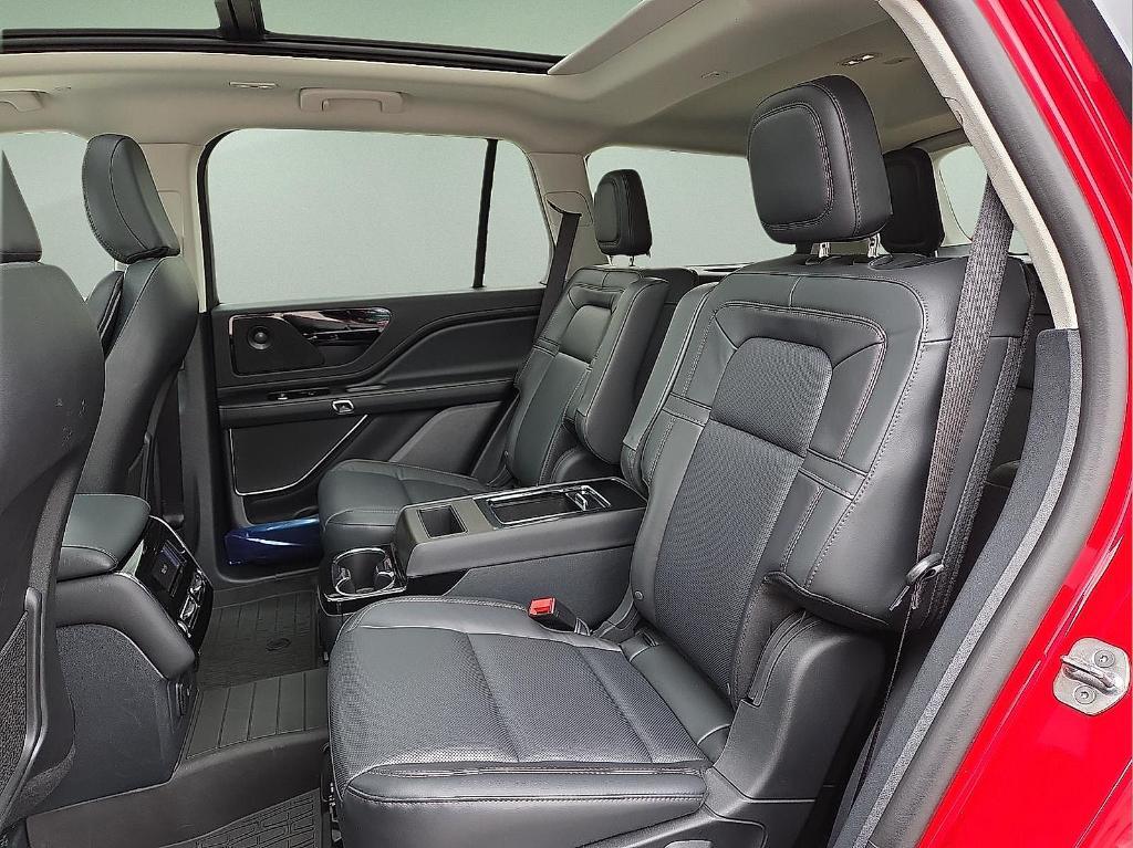 new 2026 Lincoln Aviator car, priced at $61,300