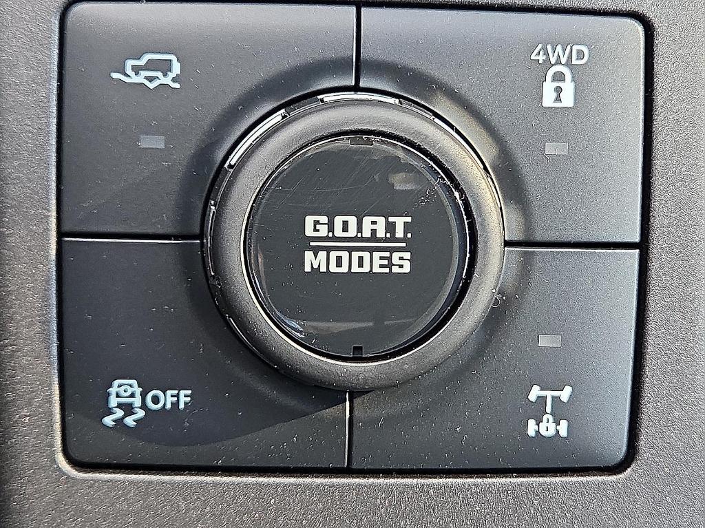 new 2025 Ford Bronco Sport car, priced at $37,063