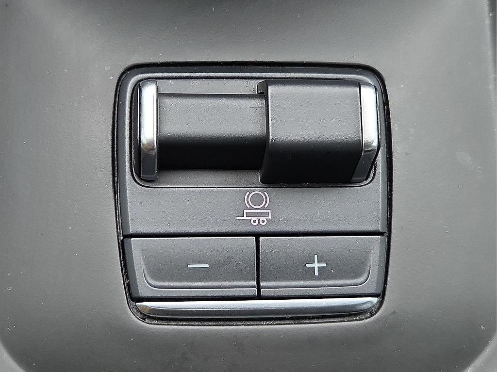 used 2023 GMC Sierra 1500 car, priced at $48,223