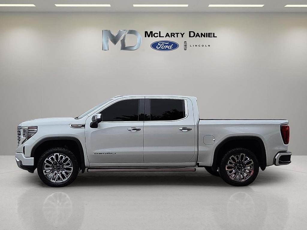 used 2023 GMC Sierra 1500 car, priced at $48,223