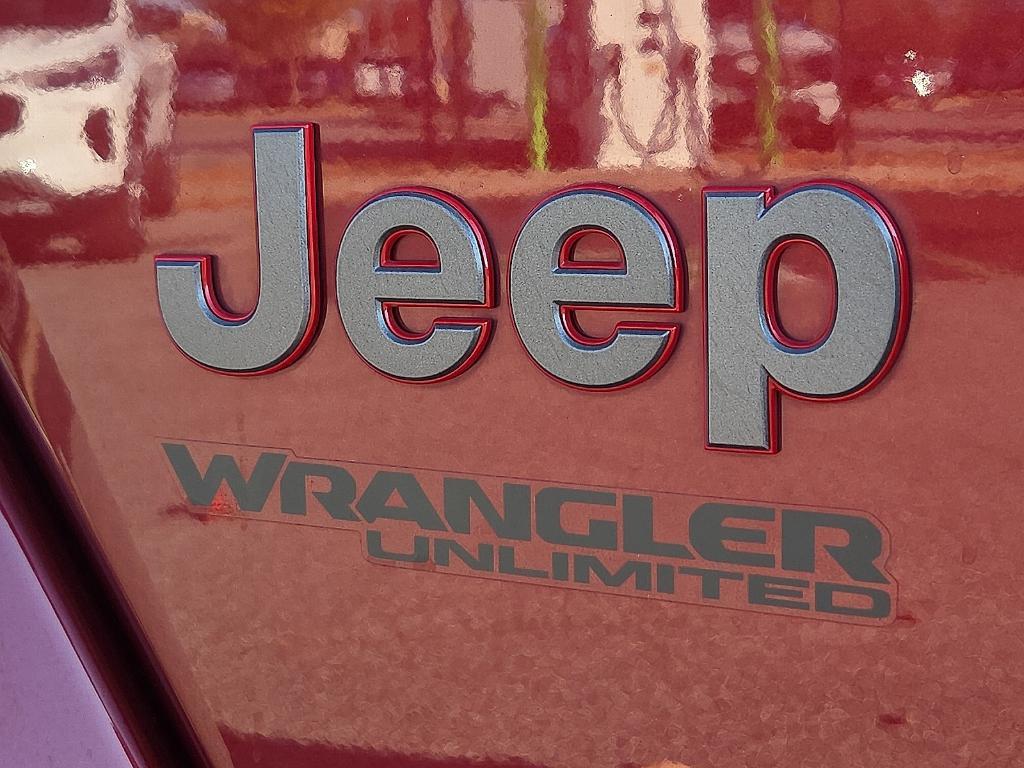 used 2021 Jeep Wrangler Unlimited car, priced at $31,869