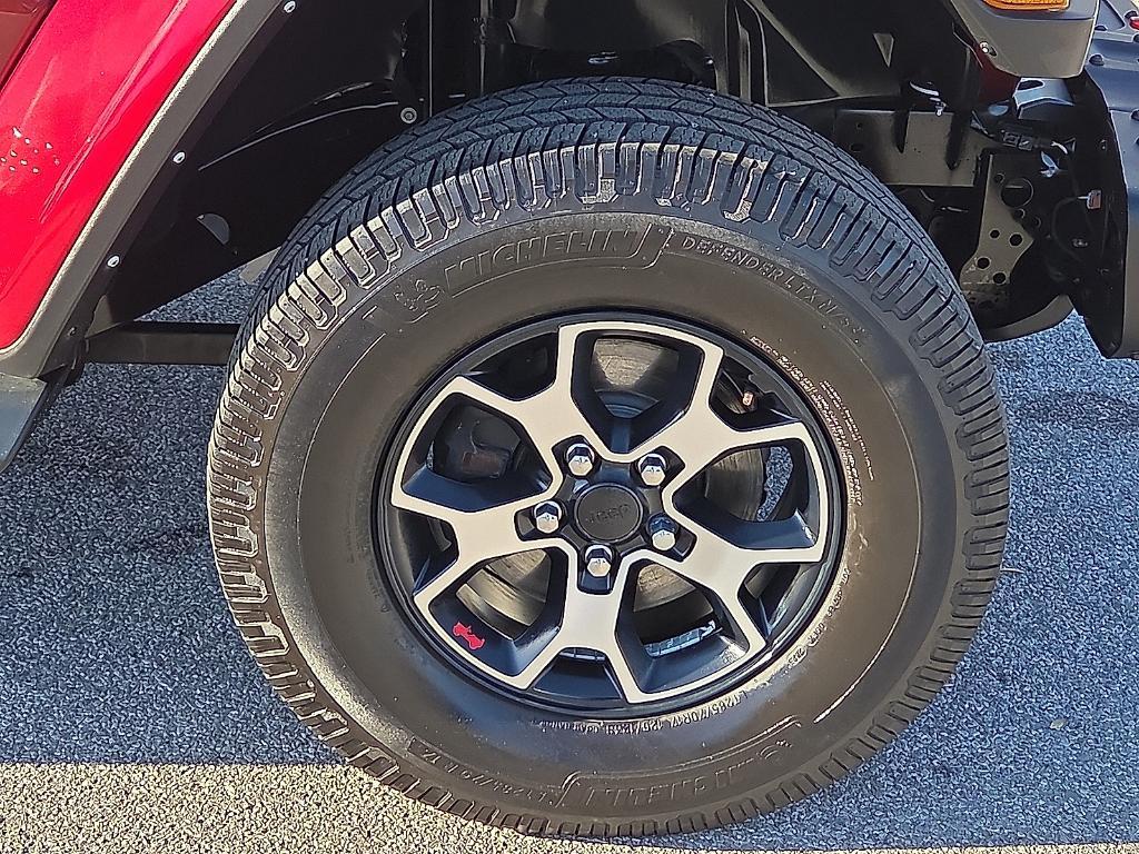 used 2021 Jeep Wrangler Unlimited car, priced at $31,869