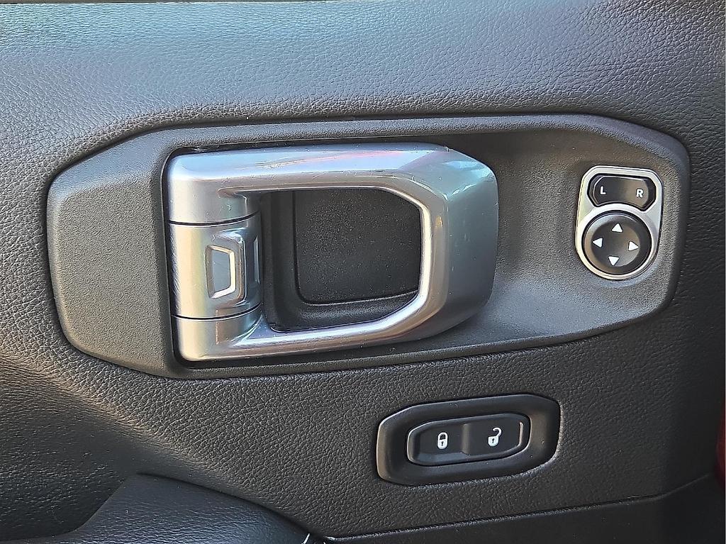 used 2021 Jeep Wrangler Unlimited car, priced at $31,869