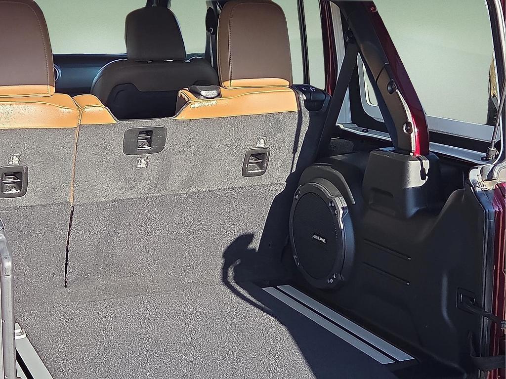 used 2021 Jeep Wrangler Unlimited car, priced at $31,869