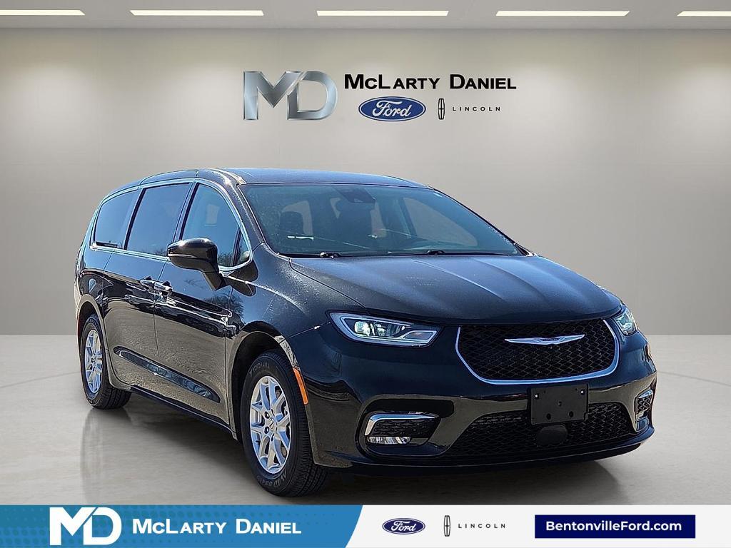 used 2023 Chrysler Pacifica car, priced at $24,609