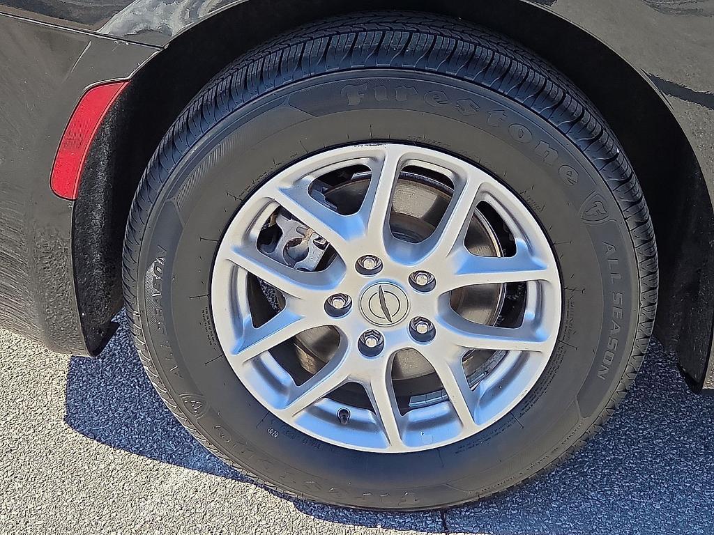 used 2023 Chrysler Pacifica car, priced at $24,394