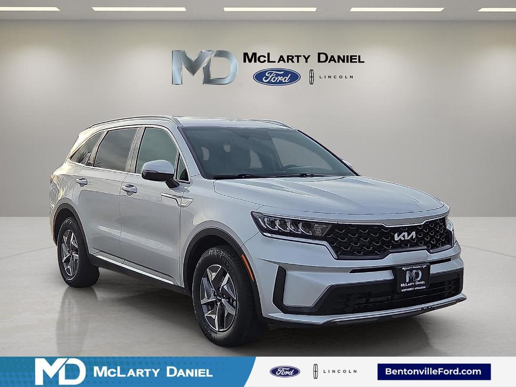 used 2022 Kia Sorento Hybrid car, priced at $21,995