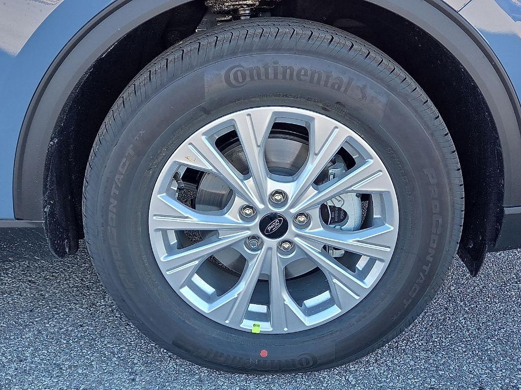 new 2026 Ford Escape car, priced at $28,203