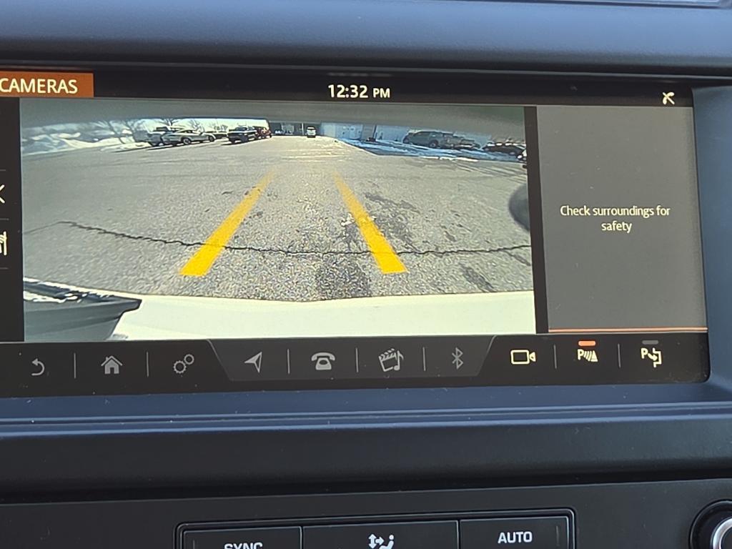 used 2019 Land Rover Discovery car, priced at $17,627