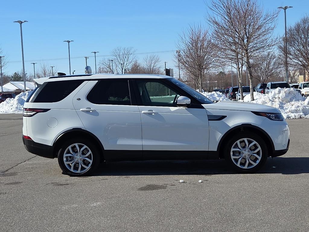 used 2019 Land Rover Discovery car, priced at $17,627