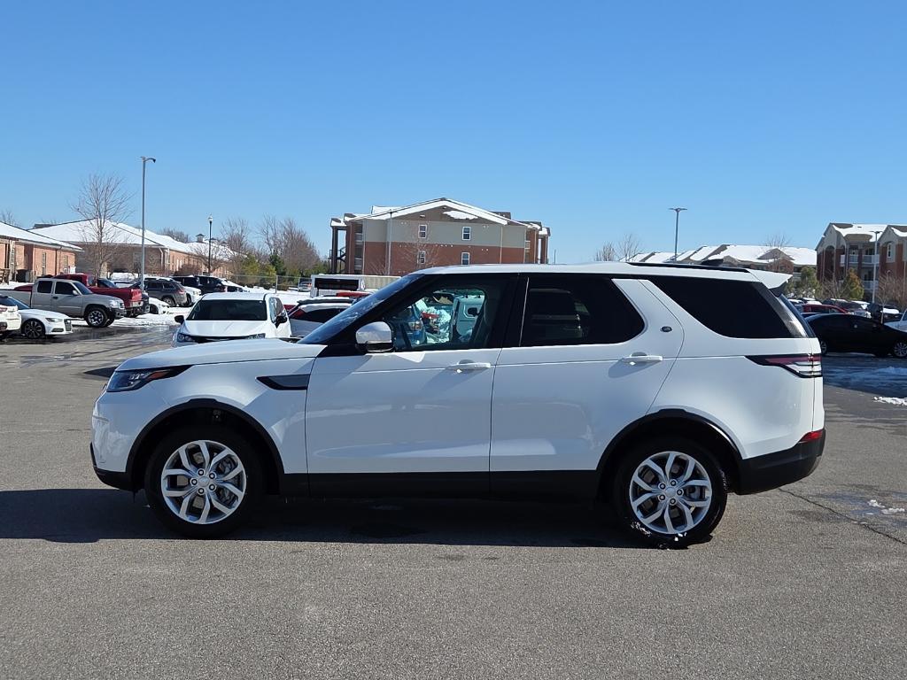 used 2019 Land Rover Discovery car, priced at $17,627