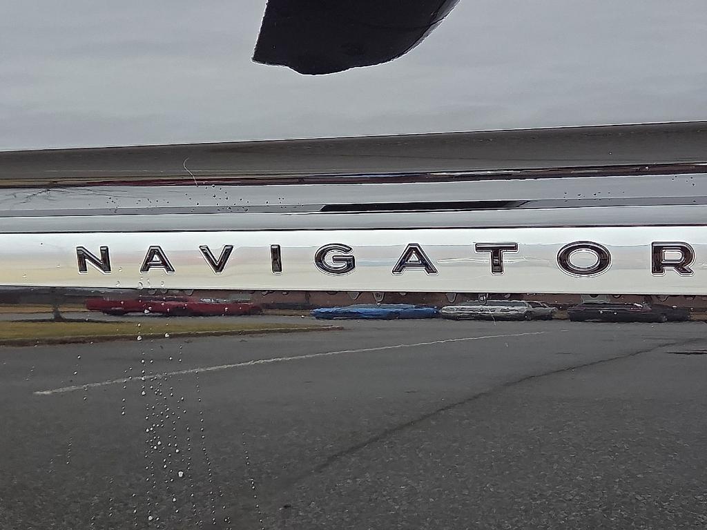 new 2025 Lincoln Navigator car, priced at $92,590