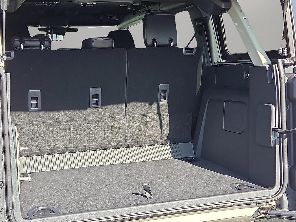 new 2025 Ford Bronco car, priced at $57,719