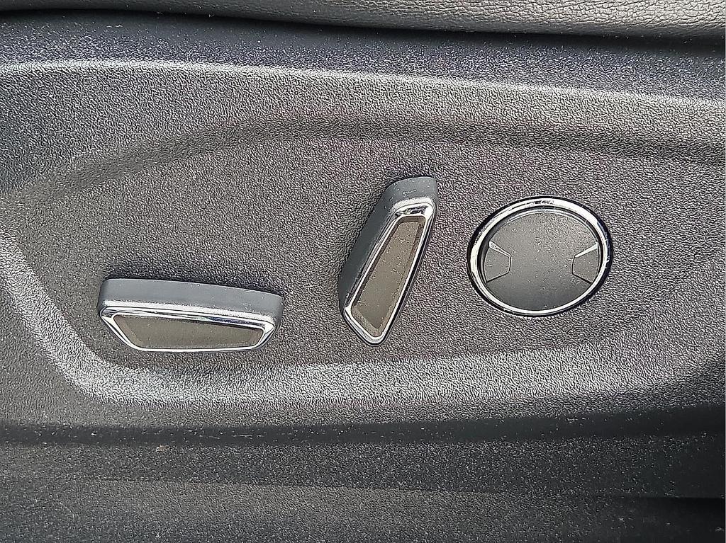 used 2017 Ford Edge car, priced at $15,995