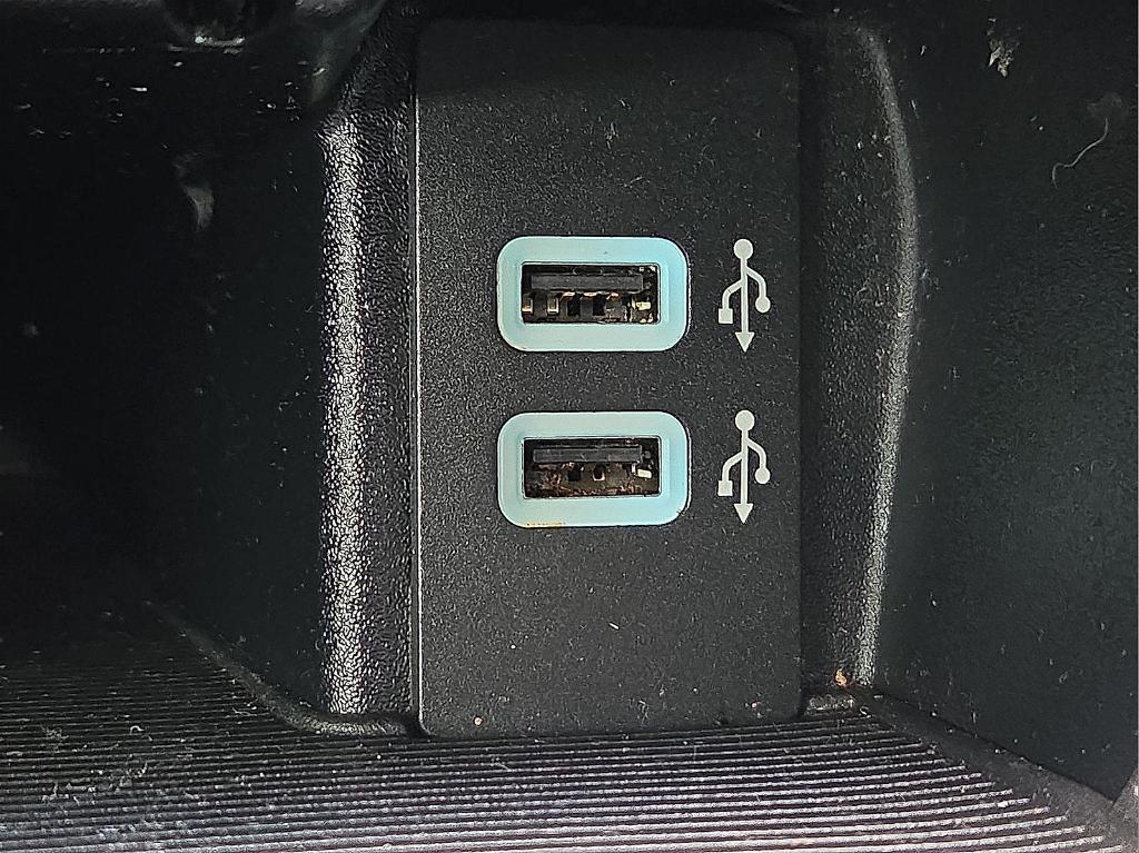 used 2017 Ford Edge car, priced at $15,995