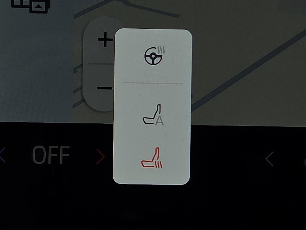 new 2025 Ford Expedition Max car, priced at $69,354