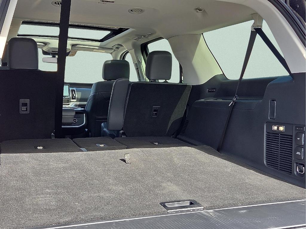 new 2025 Ford Expedition Max car, priced at $69,354