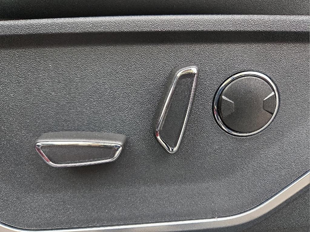 new 2025 Ford F-150 car, priced at $90,307