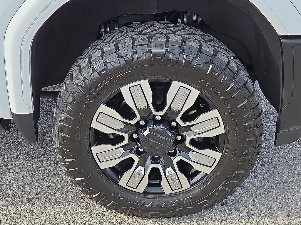 used 2024 GMC Sierra 2500 car, priced at $69,559