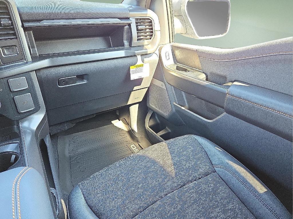 new 2025 Ford F-150 car, priced at $61,678