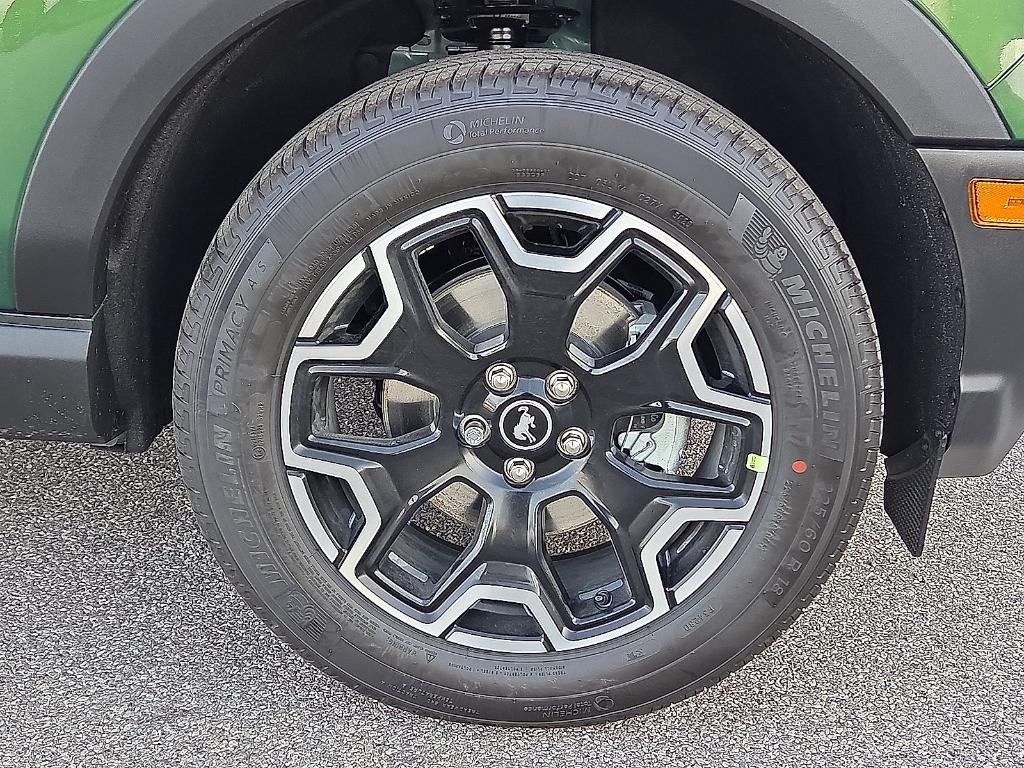 new 2025 Ford Bronco Sport car, priced at $33,962