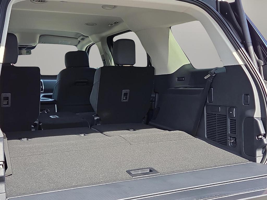 new 2026 Ford Expedition car, priced at $59,756