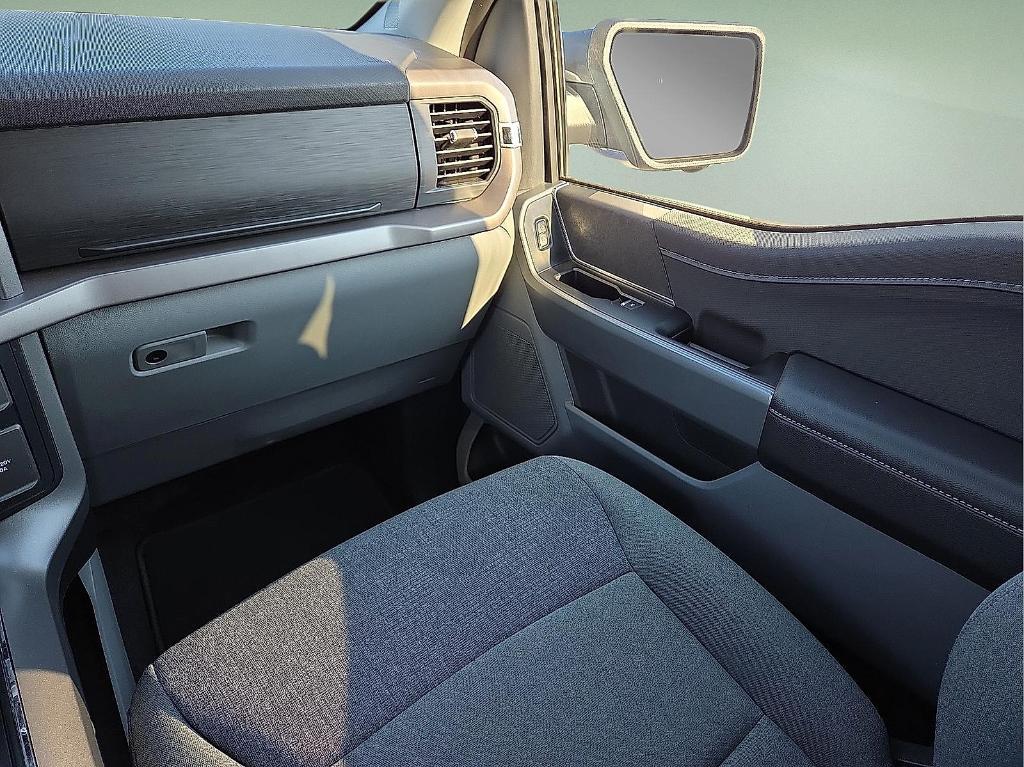 new 2025 Ford F-150 car, priced at $48,089