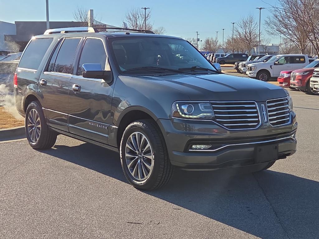 used 2015 Lincoln Navigator car, priced at $12,984