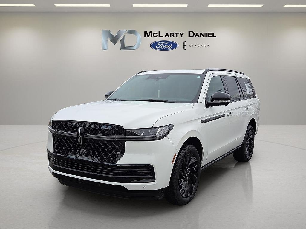 new 2025 Lincoln Navigator car, priced at $102,522