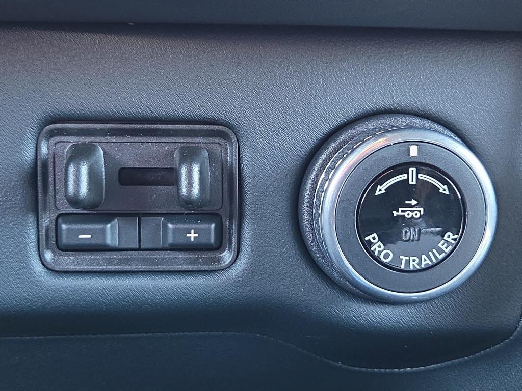 new 2026 Lincoln Navigator car, priced at $112,985